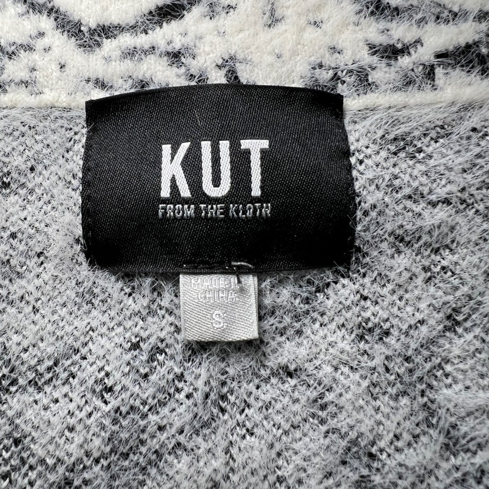 KUT from the Kloth Snakeskin Eyelash Knit Double Breasted Jacket Small - Picture 5 of 9
